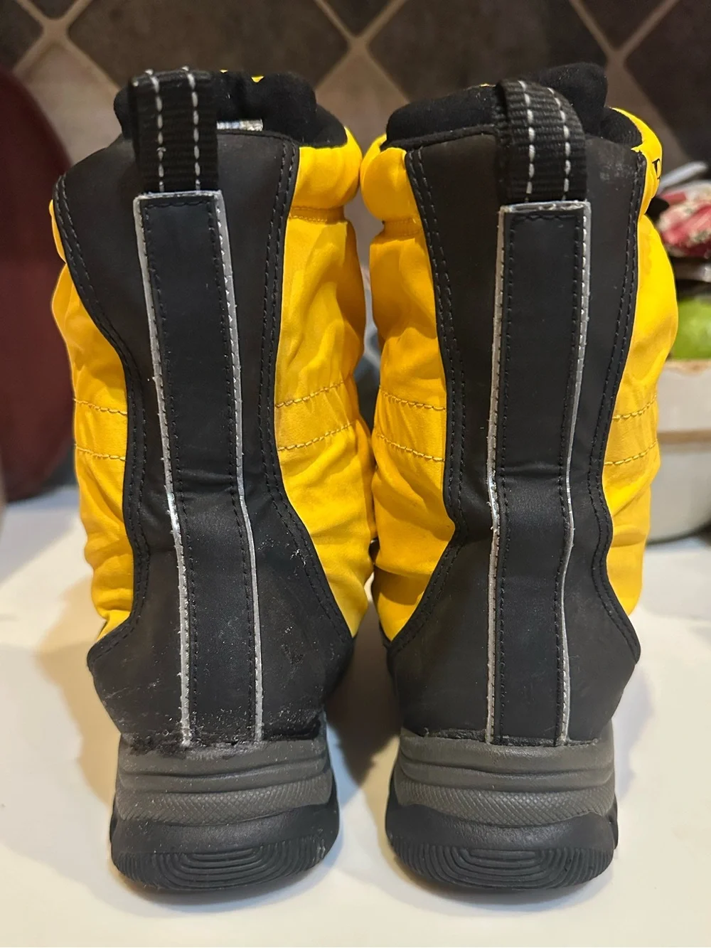 VTG BASS FREEZE INSULATED RAIN SNOW BOOT YOUTH SZ 1M RAINBOOTS GUMBOOTS GALOSHES